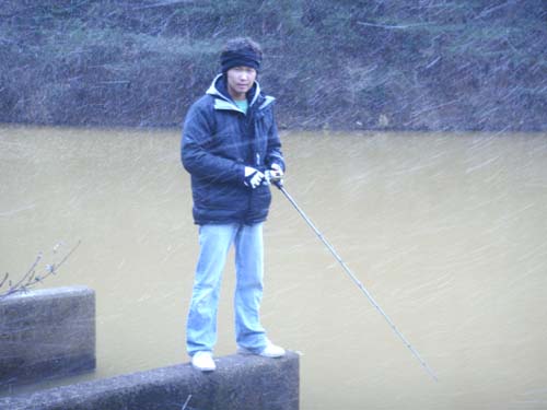 岐阜県関市の野池のバス釣り